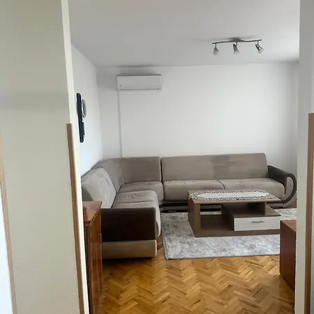 Apartment Ina